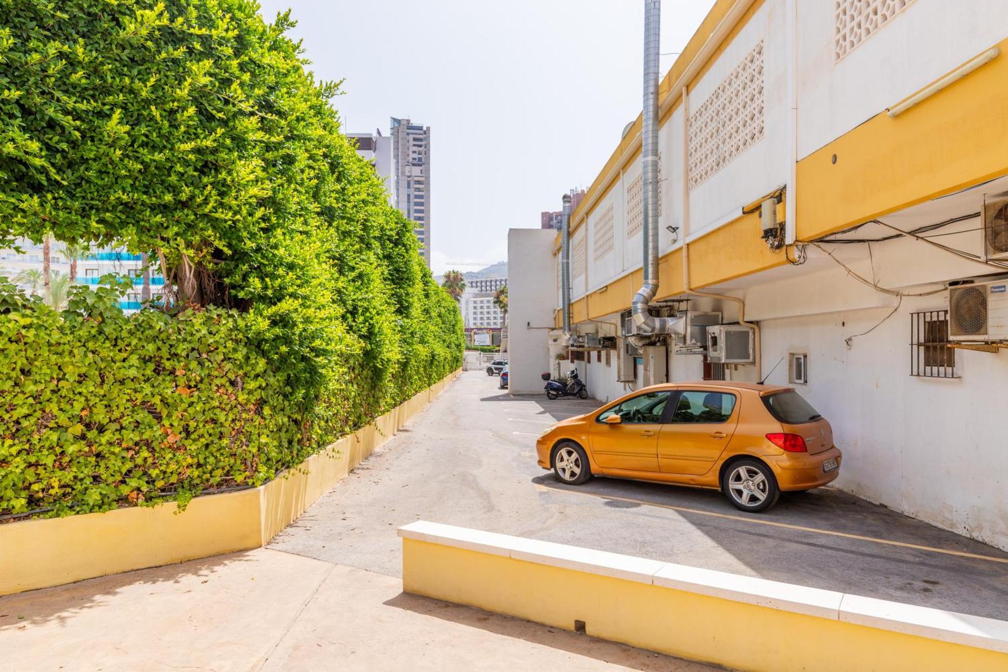 Queen Benidorm Kültér fotó