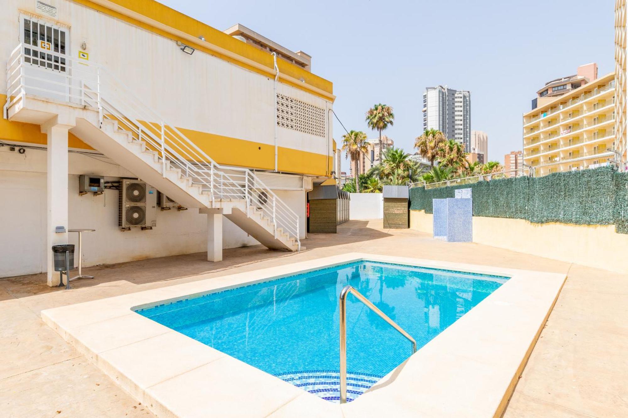 Queen Benidorm Kültér fotó